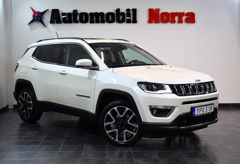 Vit Begagnad 2018 Jeep Compass Limited SUV | 174 900 kr (Marknadspris) - Bild 1/3