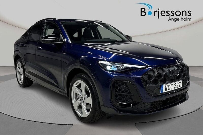 Blå Ny 2025 Audi Q5 Sportback S-Line SUV | 778 500 kr - Bild 1/4