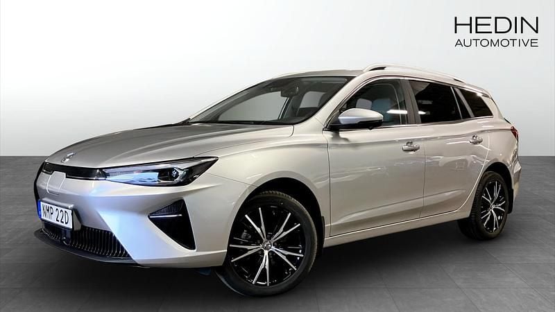 Grå (grey) Begagnad 2021 MG MG5 EV Luxury Kombi | 229 900 kr (Bra pris) - Bild 1/4