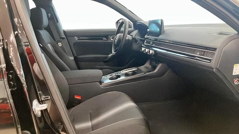 Ny Honda Civic Elegance 2026 Svart Halvkombi