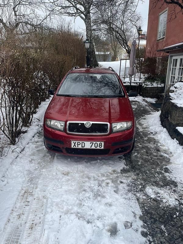 Begagnad Skoda Fabia 64 HK (47 kW) 2006 Kombi