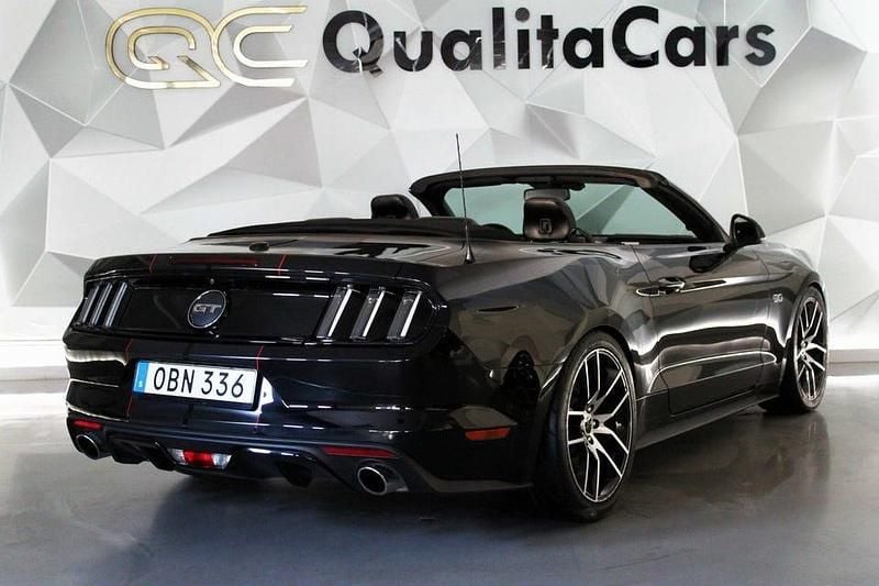 Begagnad Ford Mustang GT Convertible 422 HK (310 kW) 2017 Svart Cab