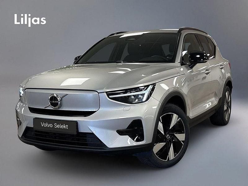 Silver Begagnad 2024 Volvo XC40 Core SUV | 399 000 kr - Bild 1/3