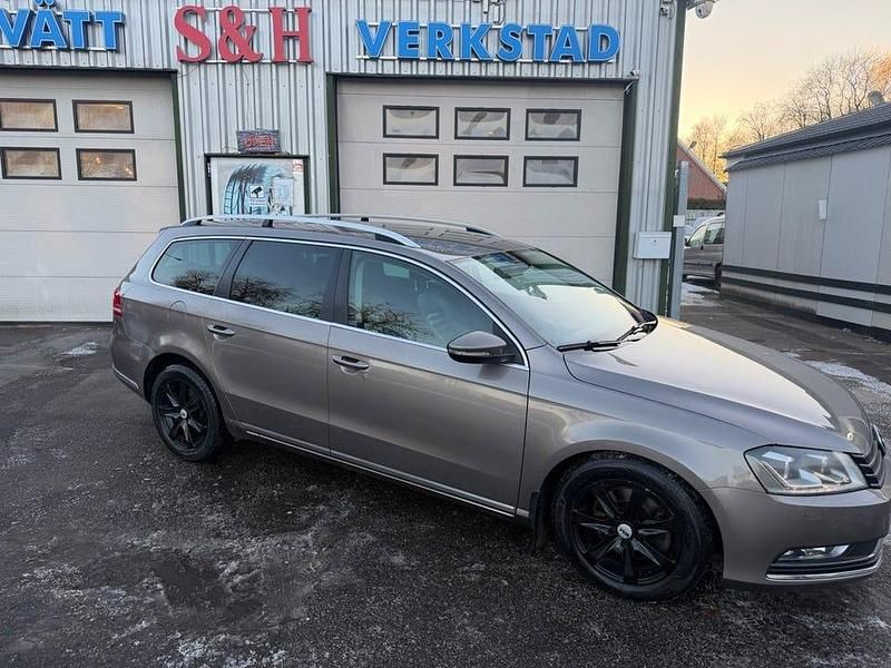 Begagnad VW Passat GT 170 HK (125 kW) 2011 Ljusbrun Kombi