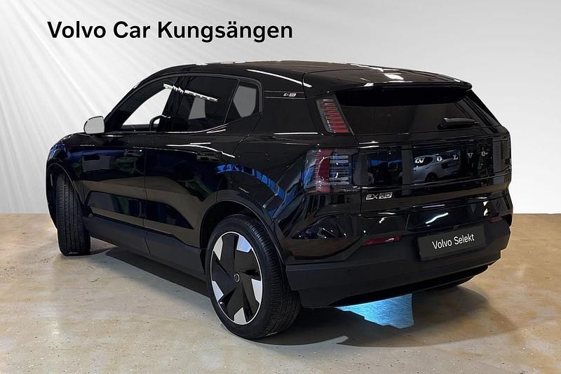 Begagnad Volvo EX30 Plus 202 kW (275 HK) 2025 Svart SUV
