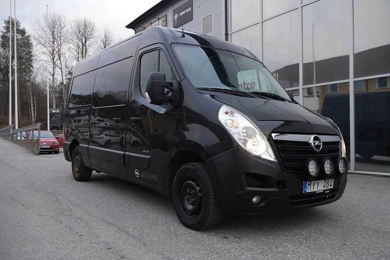 Svart Begagnad 2012 Opel Movano Van | 104 900 kr (Marknadspris) - Bild 1/4