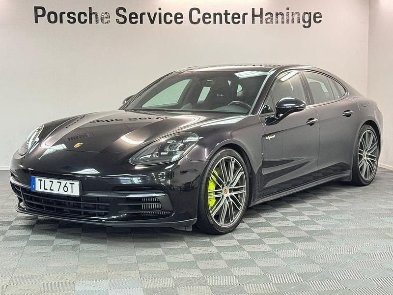Svart Begagnad 2019 Porsche Panamera 4 Sedan | 625 000 kr (Superpris) - Bild 1/4