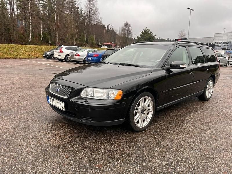 Begagnad 2007 Volvo V70 Kombi | 34 990 kr (Marknadspris) - Bild 1/4