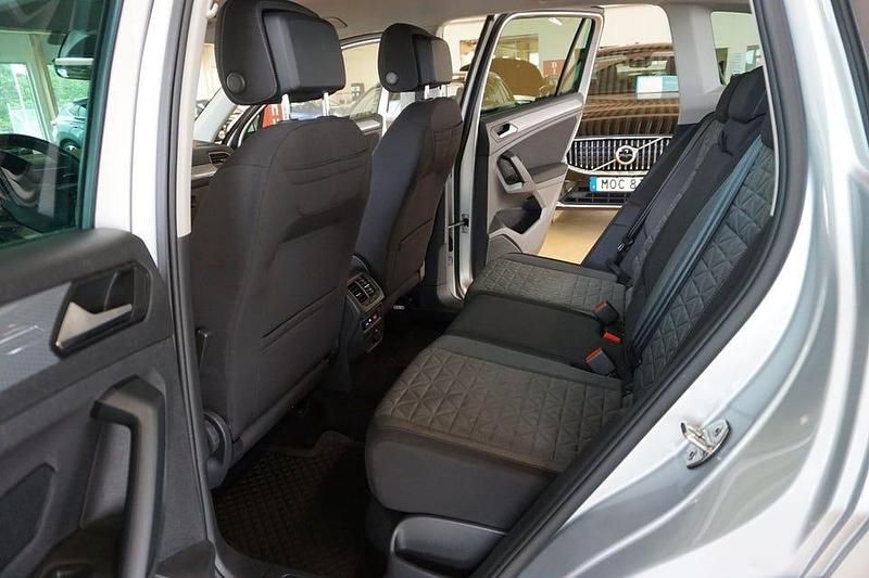 Begagnad VW Tiguan 150 HK (110 kW) 2020 Silver SUV