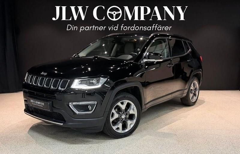 Svart Begagnad 2018 Jeep Compass Limited SUV | 184 900 kr (Marknadspris) - Bild 1/4