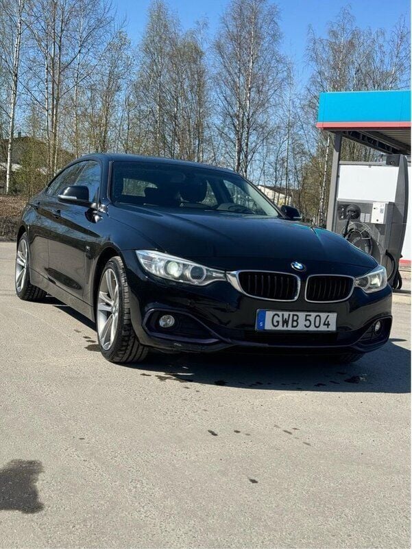 Svart Begagnad 2015 BMW 420 | 200 000 kr - Bild 1/4
