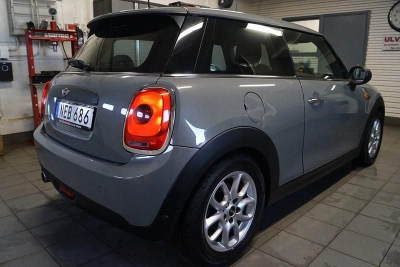 Begagnad Mini ONE Salt 102 HK (75 kW) 2016 Grå Halvkombi