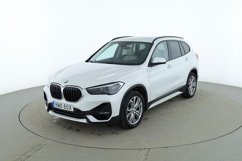 Begagnad BMW X1 Sport Line 194 HK (142 kW) 2020 Vit SUV