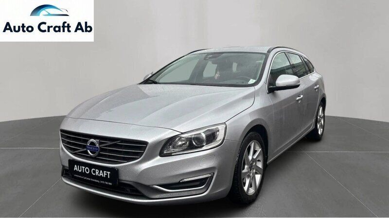 Silver Begagnad 2014 Volvo V60 Momentum Kombi | 109 900 kr (Marknadspris) - Bild 1/3