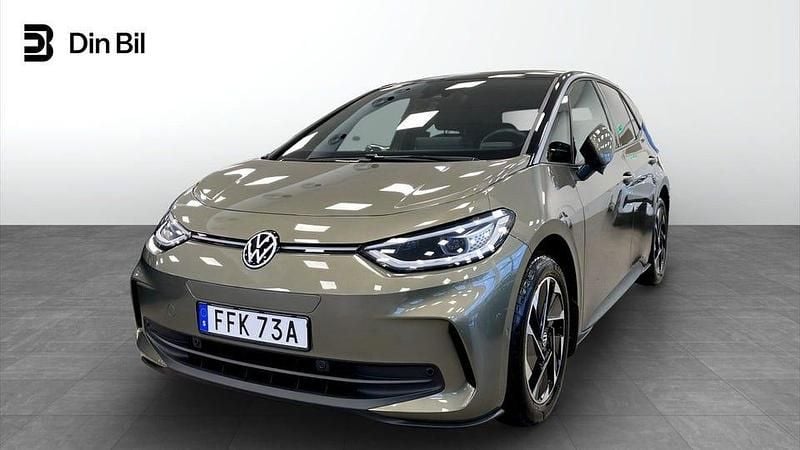Begagnad VW ID.3 Pro 169 kW (231 HK) 2024 Grön Halvkombi