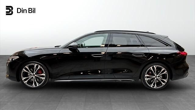 Begagnad Audi A5 S-Line 204 HK (150 kW) 2024 Mytsvart metallic Sportkupé