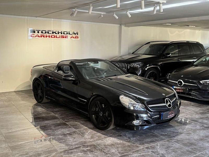 Begagnad Mercedes SL350 Sport 316 HK (232 kW) 2008 Svart Cab