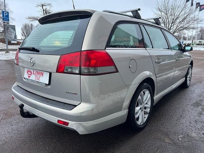 Begagnad Opel Vectra OPC 150 HK (110 kW) 2006 Grå