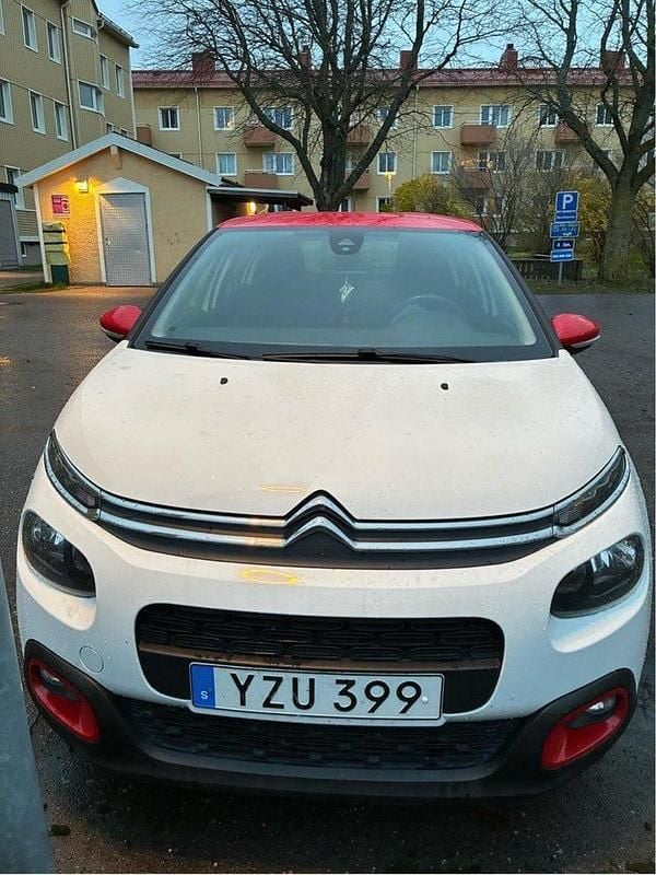 Vit Begagnad 2017 Citroën C3 Halvkombi | 82 000 kr (Lite dyr) - Bild 1/4