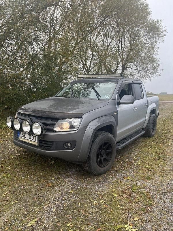 Silver Begagnad 2011 VW Amarok Highline Pickup | 80 000 kr (Superpris) - Bild 1/4