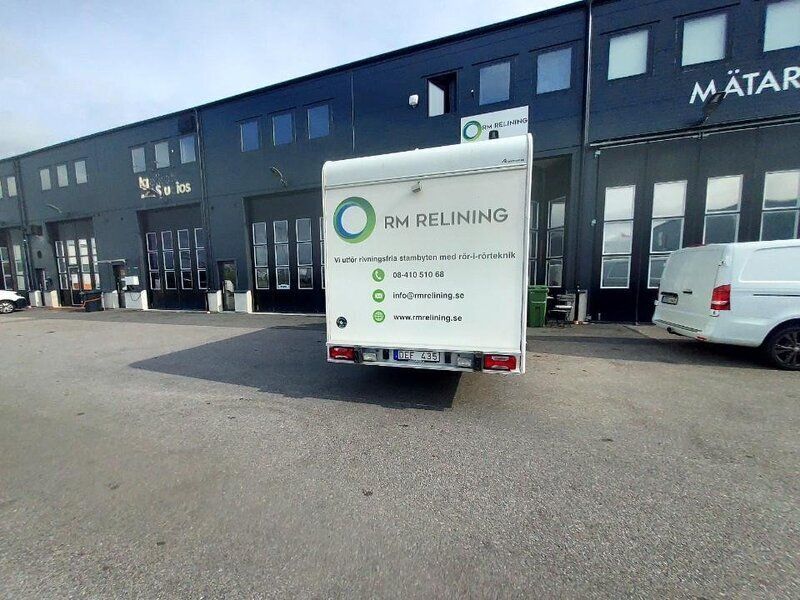 Vit Begagnad 2011 Iveco Daily | 110 000 kr (Marknadspris) - Bild 1/4
