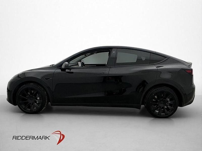 Begagnad Tesla Model Y Long Range AWD 378 kW (514 HK) 2023 Svart SUV