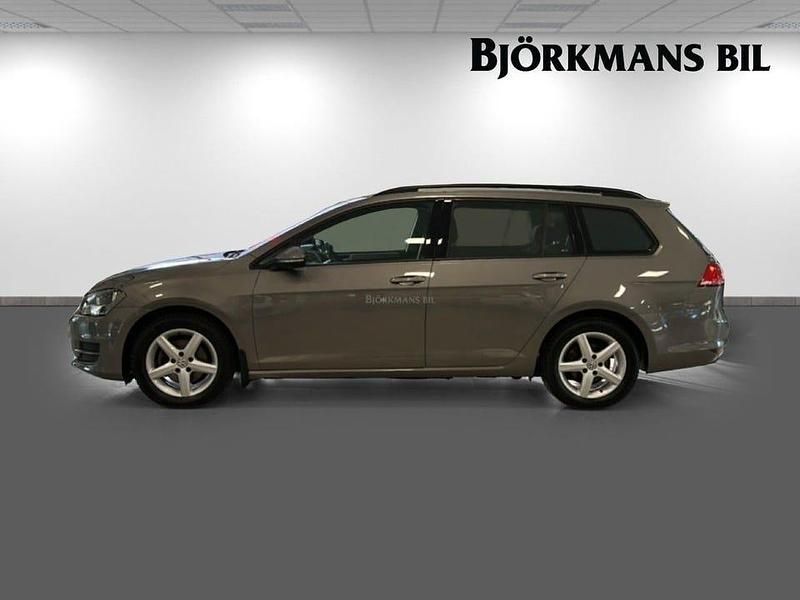 Begagnad VW Golf VII 110 HK (80 kW) 2016 Grå Kombi