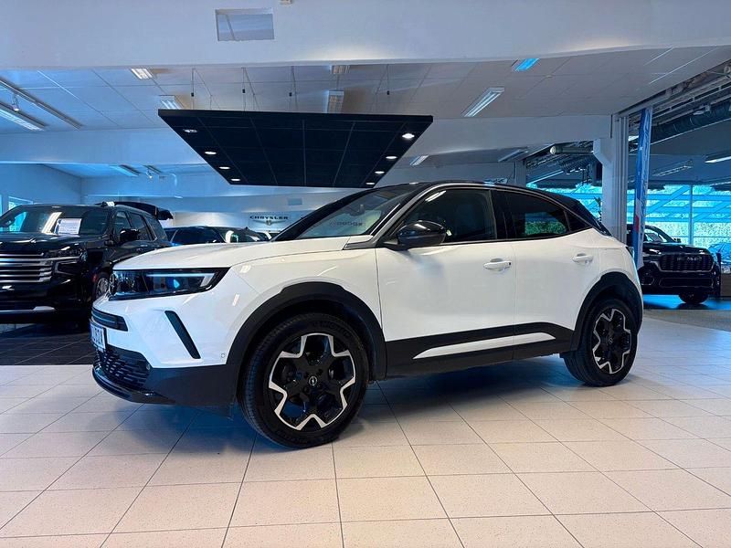 Vit Begagnad 2023 Opel Mokka Ultimate SUV | 249 000 kr (Dyr) - Bild 1/4