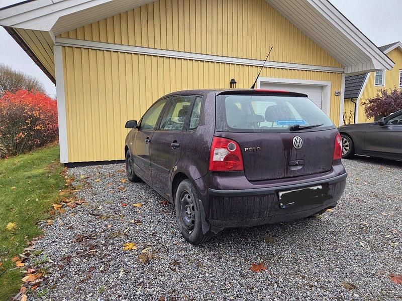 Begagnad 2003 VW Polo Halvkombi | 7 000 kr (Superpris) - Bild 1/4