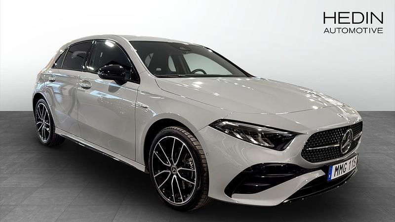 Begagnad Mercedes A250 2026 Grå
