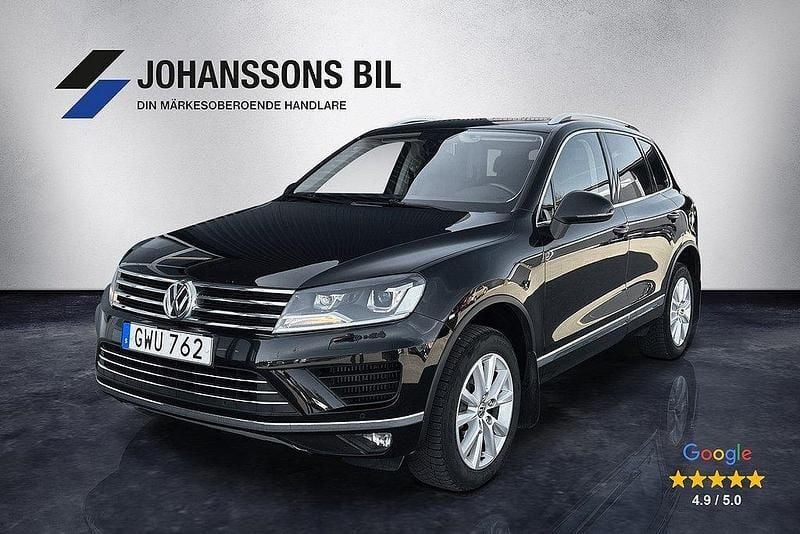 Svart Begagnad 2015 VW Touareg SUV | 199 900 kr (Marknadspris) - Bild 1/4