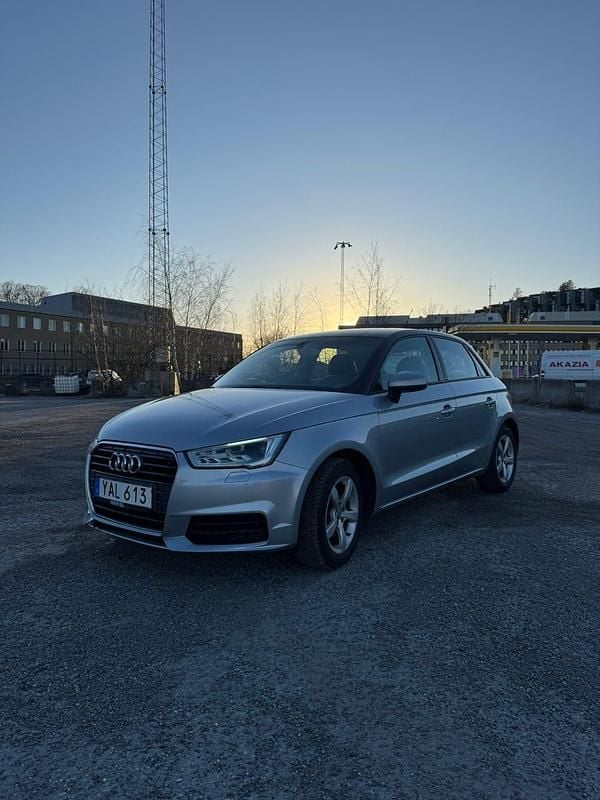 Begagnad Audi A1 Sportback 125 HK (91 kW) 2016 Halvkombi