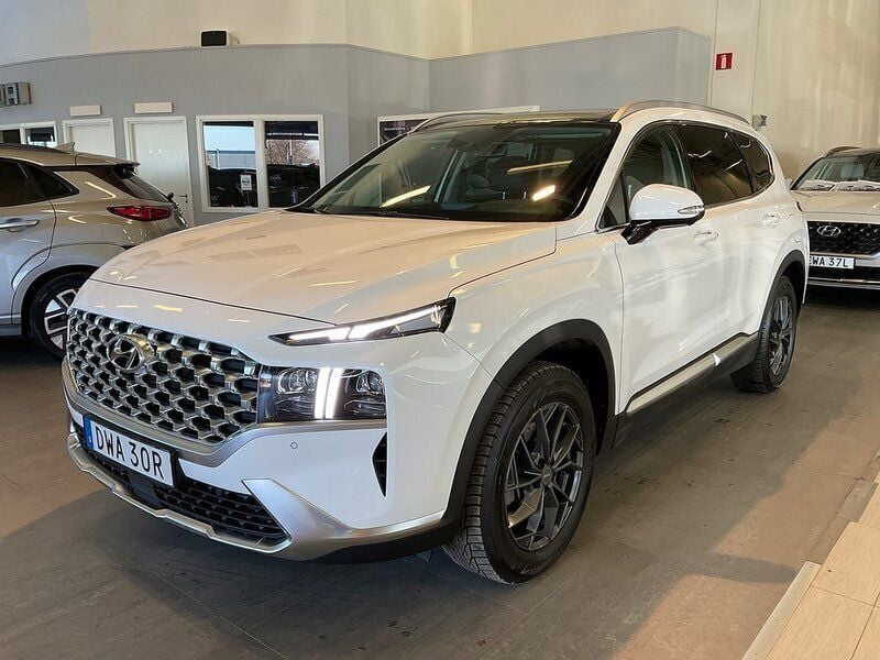 Vitmetallic Begagnad 2023 Hyundai Santa Fe Advanced SUV | 528 000 kr (Marknadspris) - Bild 1/4