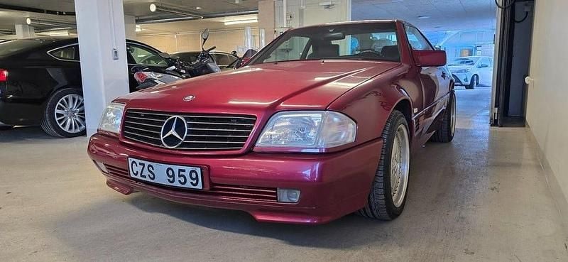 Begagnad Mercedes SL500 320 HK (235 kW) 1993 Röd Cab