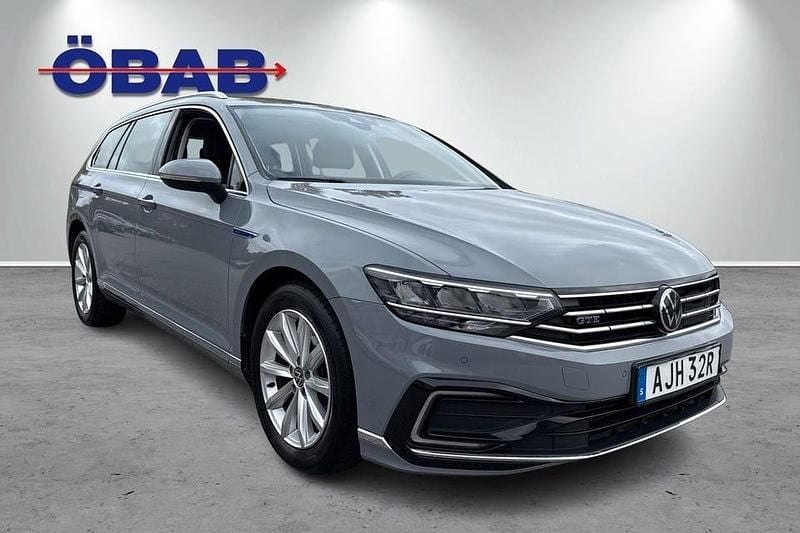 Begagnad VW Passat GTE 218 HK (160 kW) 2022 Grå Kombi