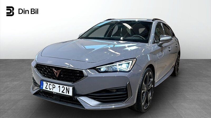 Mörkgrå Begagnad 2021 Cupra Leon Kombi | 289 900 kr (Marknadspris) - Bild 1/4