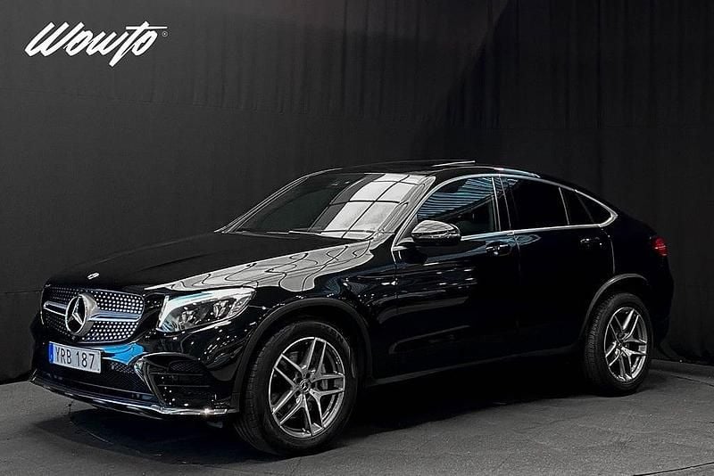Svart Begagnad 2018 Mercedes GLC220 AMG Sportkupé | 349 800 kr (Bra pris) - Bild 1/3