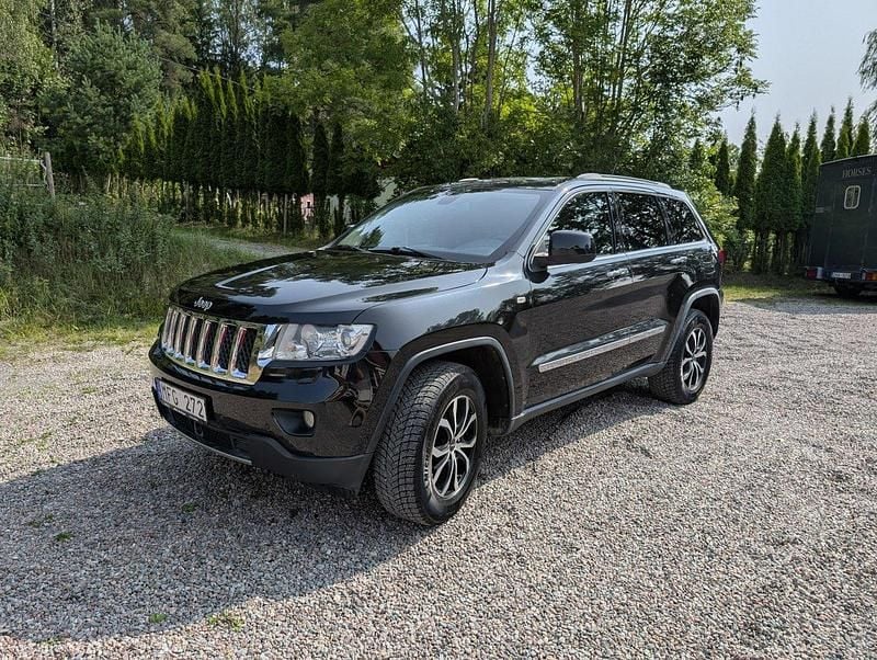 Svart Begagnad 2012 Jeep Grand Cherokee SUV | 109 000 kr (Superpris) - Bild 1/4