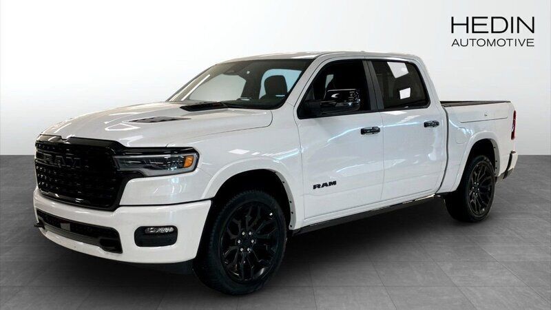 Vit (white) Ny 2025 RAM 1500 Pickup | 1 332 380 kr (Marknadspris) - Bild 1/4