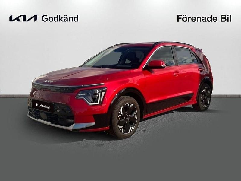 Röd Begagnad 2022 Kia e-Niro SUV | 315 000 kr (Marknadspris) - Bild 1/4