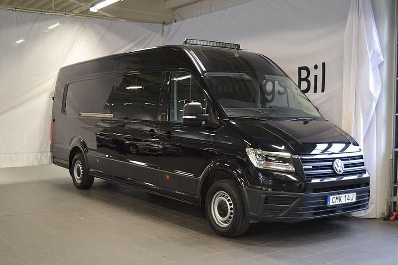 Svart Begagnad 2022 VW Crafter Van | 529 000 kr - Bild 1/4