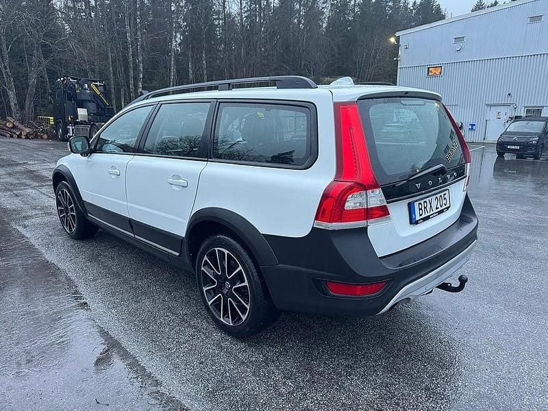 Begagnad Volvo XC70 Dynamic 181 HK (133 kW) 2014 Vit Kombi