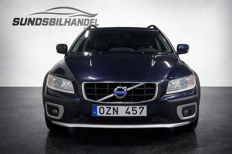 Begagnad Volvo XC70 Momentum 163 HK (119 kW) 2013 Blå Kombi