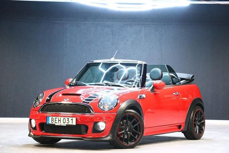 Röd Begagnad 2015 Mini Cooper SD Cabriolet Chili Cab | 154 900 kr - Bild 1/4