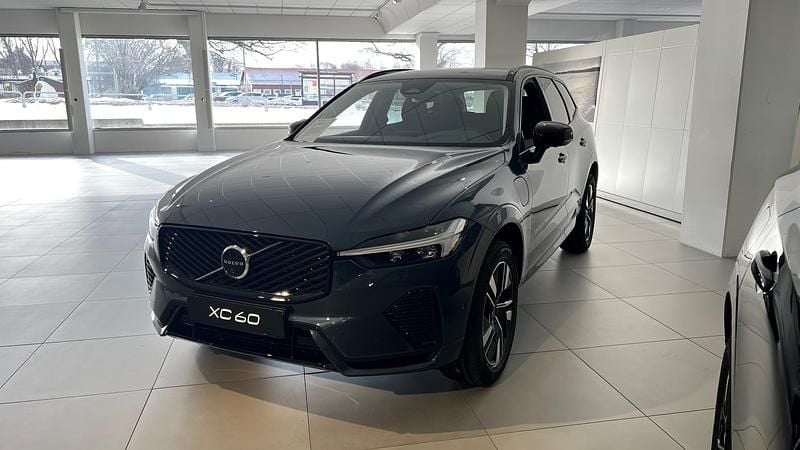 Ny Volvo XC60 2026 Svart SUV