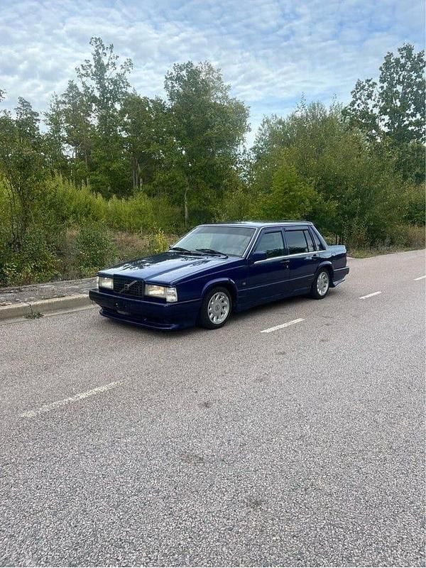 Begagnad 1985 Volvo 760 Sedan | 65 000 kr - Bild 1/4