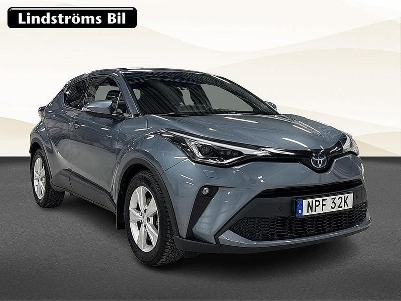 Begagnad Toyota C-HR Edition 124 HK (91 kW) 2022 Grå SUV