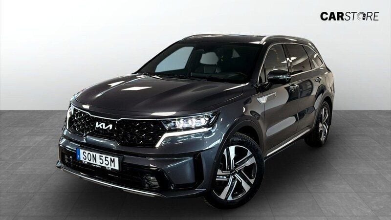 Grå Begagnad 2022 Kia Sorento 2 SUV | 474 900 kr (Marknadspris) - Bild 1/4