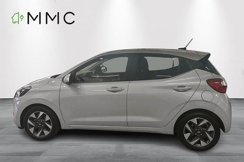 Begagnad Hyundai i10 Advanced 67 HK (49 kW) 2024 Grå Halvkombi
