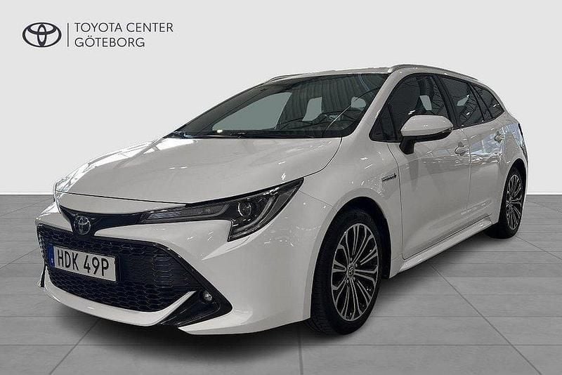 Vit Begagnad 2020 Toyota Corolla Style Kombi | 229 900 kr (Marknadspris) - Bild 1/3